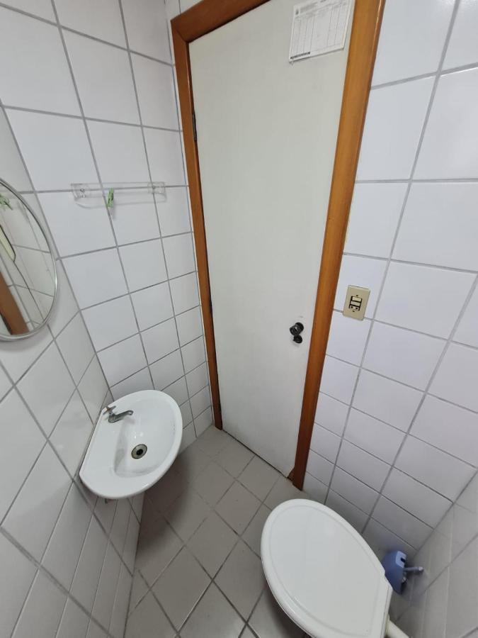 Apt Encantador Centro Guarapari, Completo, 50 M Da Praia Dış mekan fotoğraf